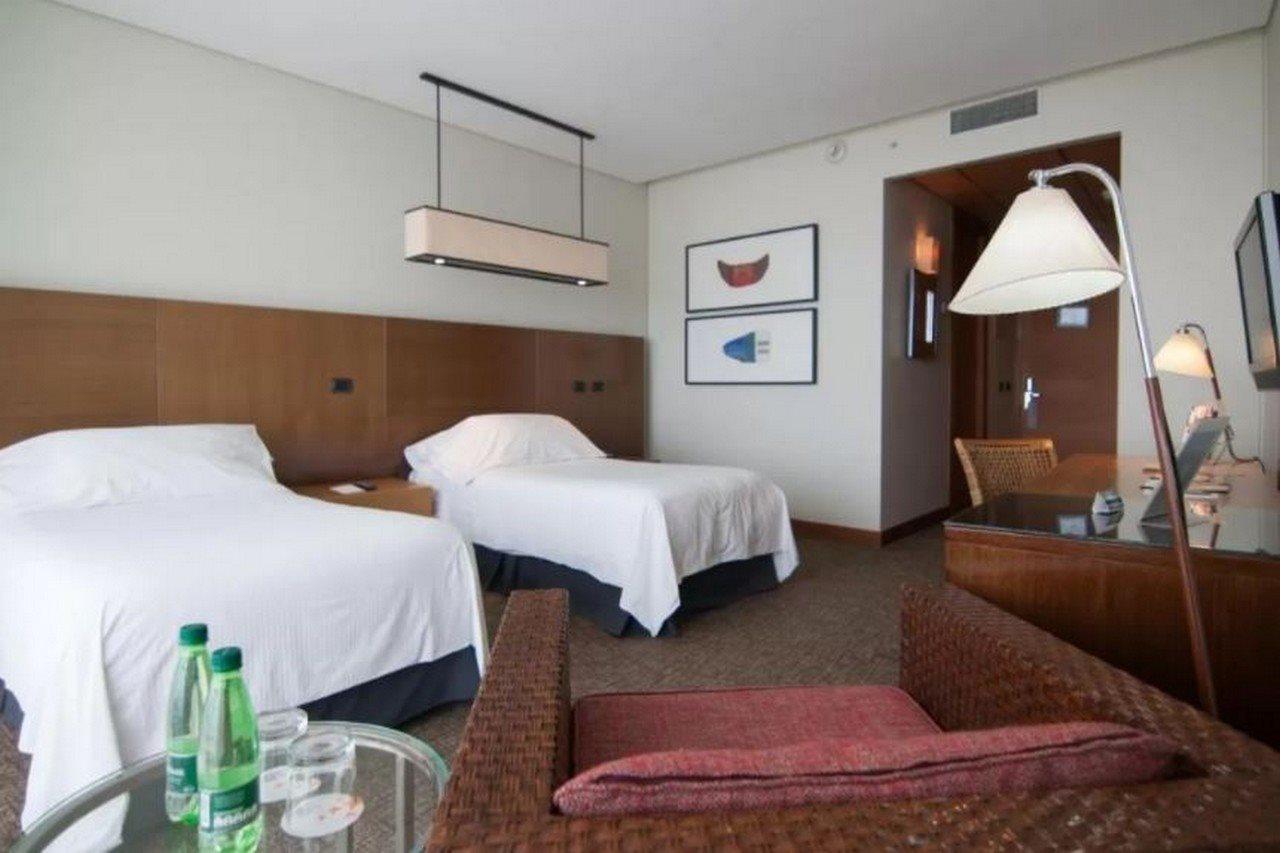 Enjoy Coquimbo Hotel ภายนอก รูปภาพ A room at the hotel