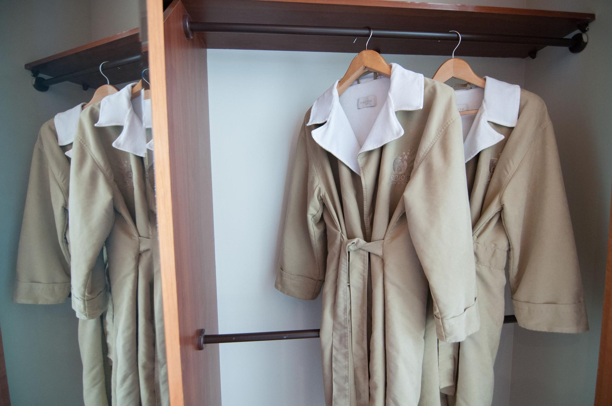 Enjoy Coquimbo Hotel ภายนอก รูปภาพ Bathrobes