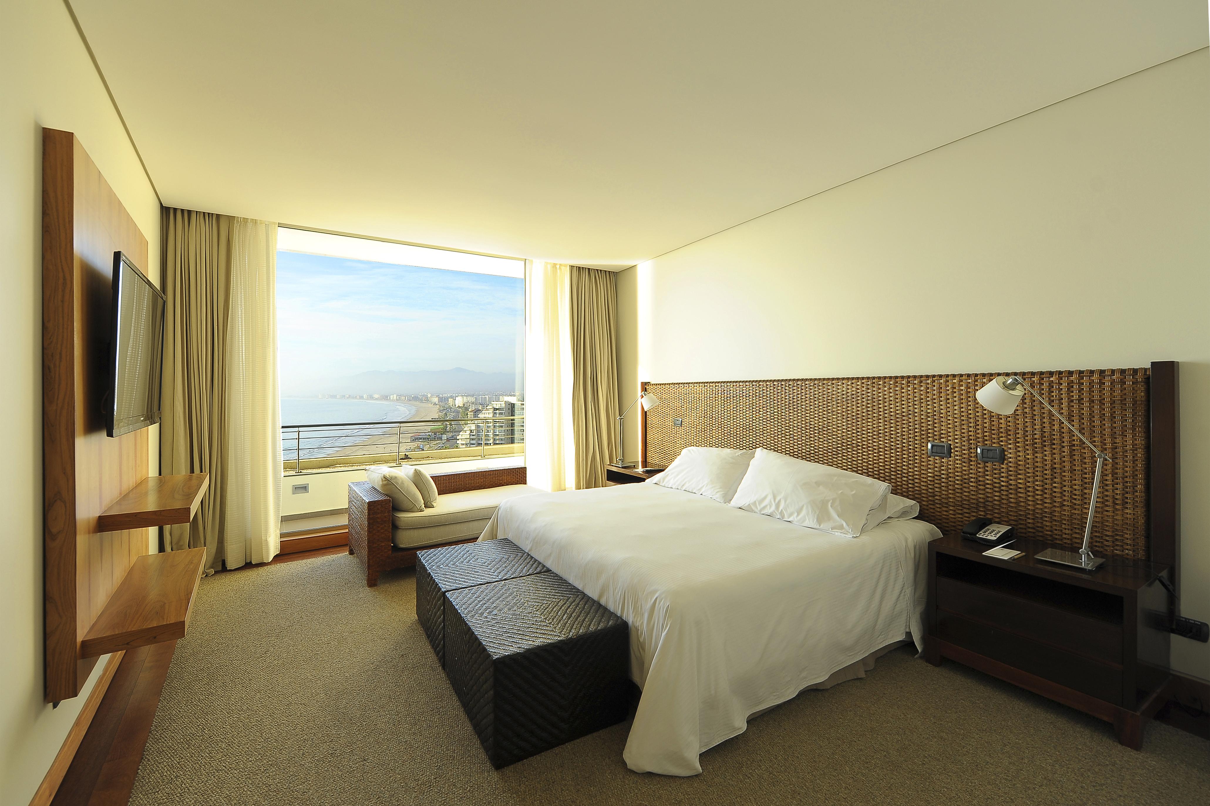 Enjoy Coquimbo Hotel ภายนอก รูปภาพ A bedroom at the Sheraton Lima Hotel