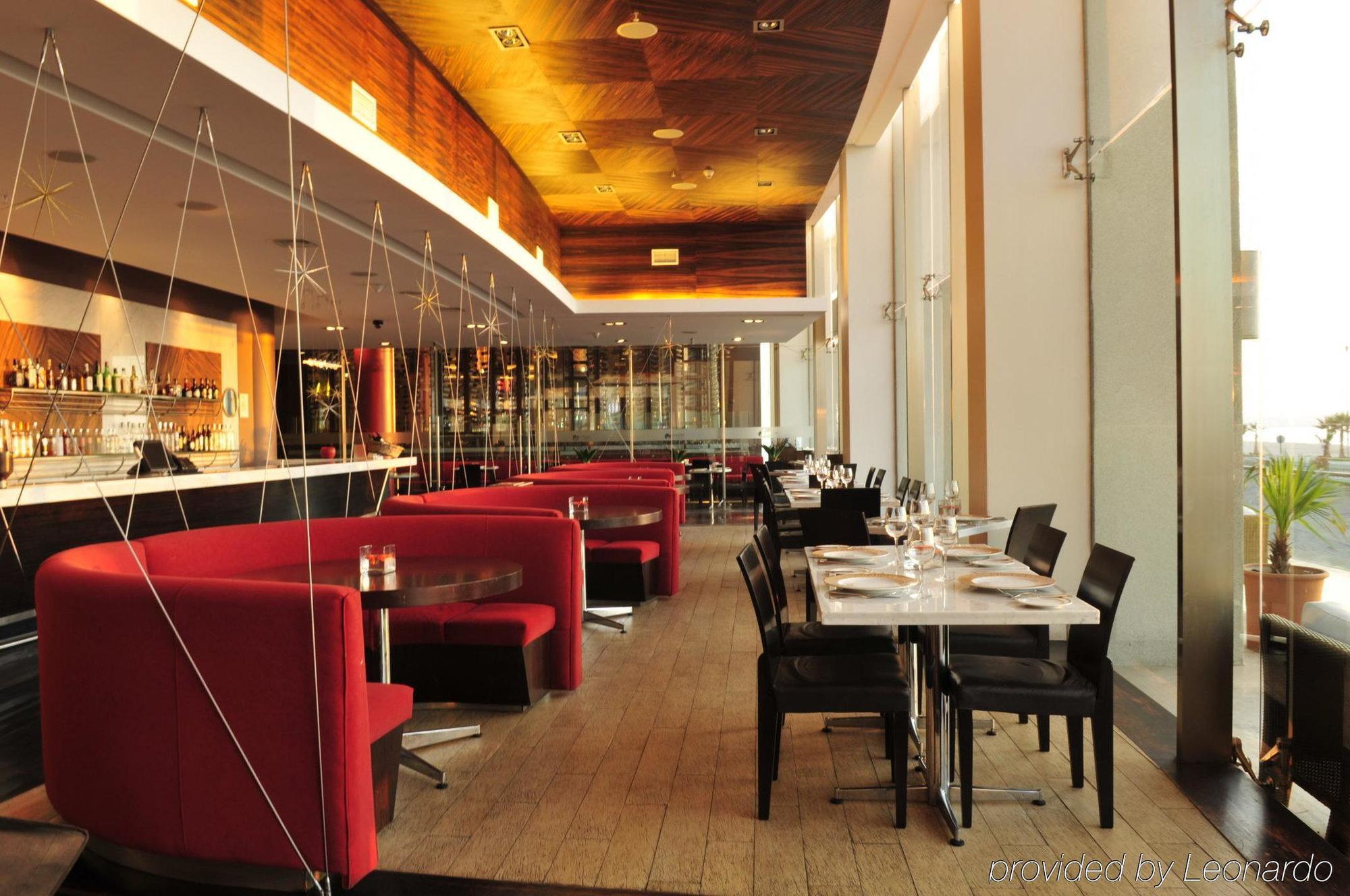 Enjoy Coquimbo Hotel ร้านอาหาร รูปภาพ The interior of the restaurant