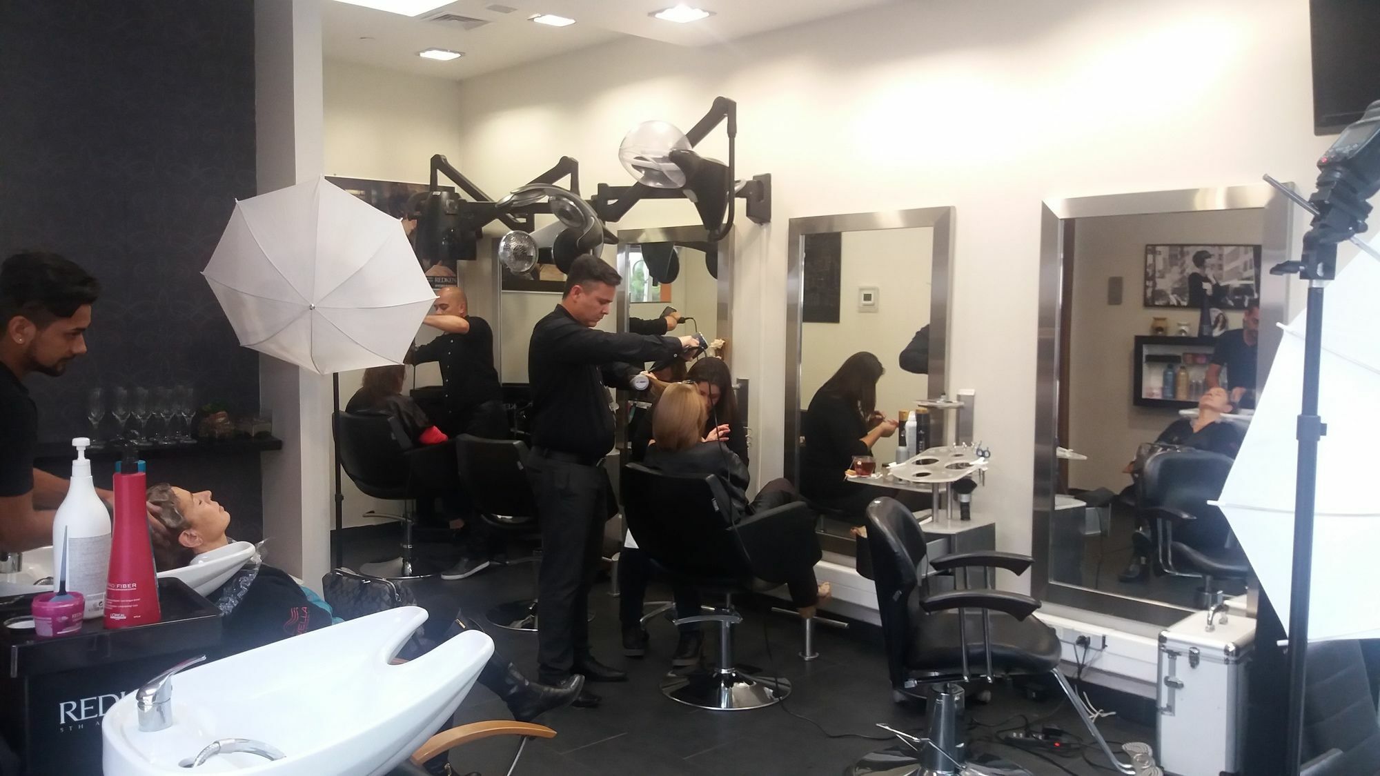 Enjoy Coquimbo Hotel ภายนอก รูปภาพ A hair salon in Paris, France