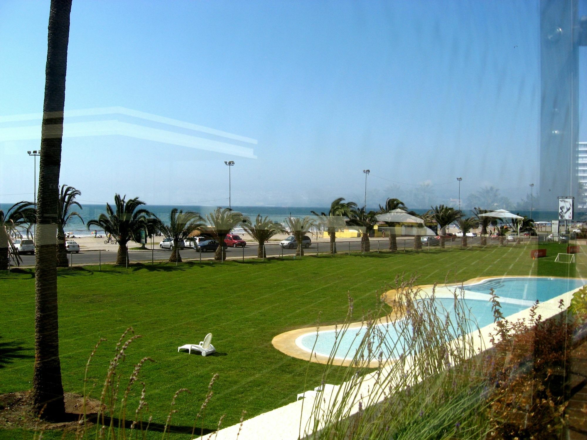 Enjoy Coquimbo Hotel ภายนอก รูปภาพ View of the beach from the hotel